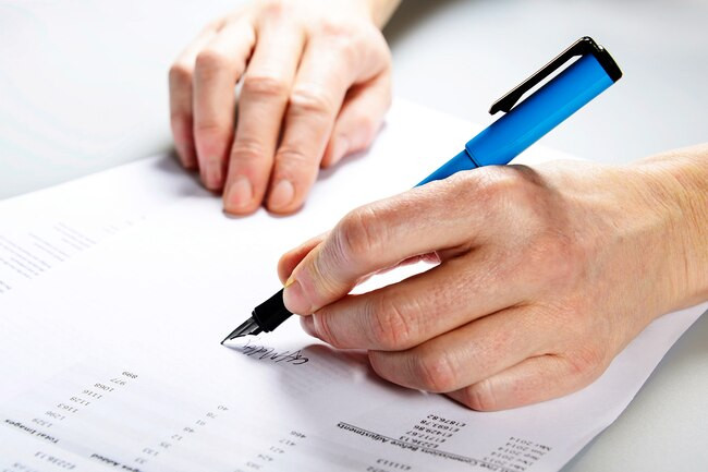 Từ đây, các nhà khoa học tiến hành những nghiên cứu về người thuận tay trái. Kết quả nghiên cứu giúp các chuyên gia giải mã được một số bí mật thú vị.