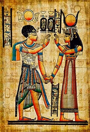 Nữ hoàng Ai Cập có quyền lực lớn chỉ sau pharaoh. Họ được biết đến với danh hiệu "người vợ vĩ đại của nhà vua".