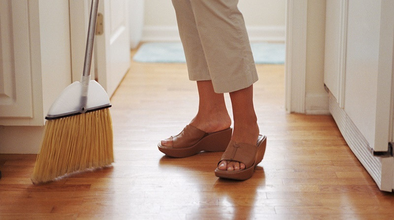 Chính vì vậy, trong ngày đầu tiên của năm mới, người Trung Quốc kiêng quét nhà để đảm bảo 12 tháng tới mọi chuyện thuận lợi, phát tài, phát lộc.