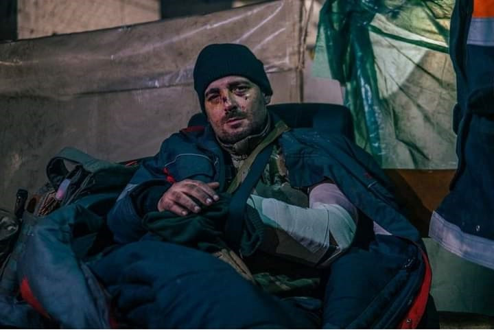 Với quyết tâm cao giành quyền kiểm soát Nhà máy thép Azovstal, do đó, nếu Quân đội Ukraine tại Nhà máy thép Azov vẫn chọn cách chống trả, thì không thể loại trừ khả năng Quân đội Nga, sẽ sử dụng các chiến thuật đặc biệt.