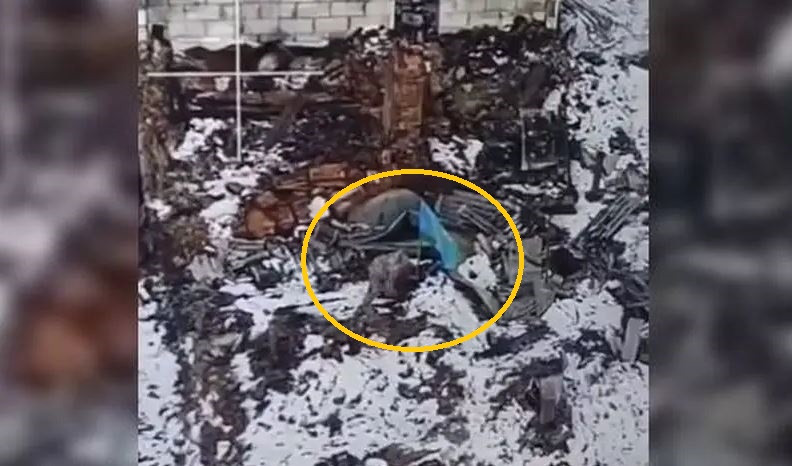 Trước đó vào ngày 29/12, trang Topwar đưa tin, quân Nga ở khu vực Kursk bị Ukraine chiếm đóng đã giành quyền kiểm soát ngôi làng Cherkasskaya Konopelka. Các đơn vị tấn công của lính dù từ Transbaikalia không chỉ tái chiếm làng Cherkasy Konopelka, mà còn quét sạch hoàn toàn quân Ukraine trong khu vực, cắm cờ quân dù Nga ở trung tâm ngôi làng.