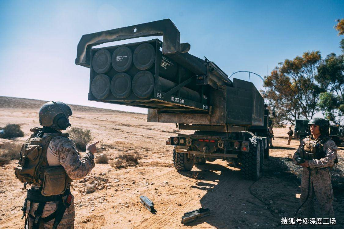 Sau khi phương Tây cung cấp lựu pháo M777 cho Ukraine, Mỹ bắt đầu cung cấp hệ thống tên lửa cơ động cao M142 HIMARS và Anh cung cấp pháo phản lực phóng loạt M270, qua đó nâng cao khả năng tấn công chính xác tầm xa cho quân đội Ukraine. 