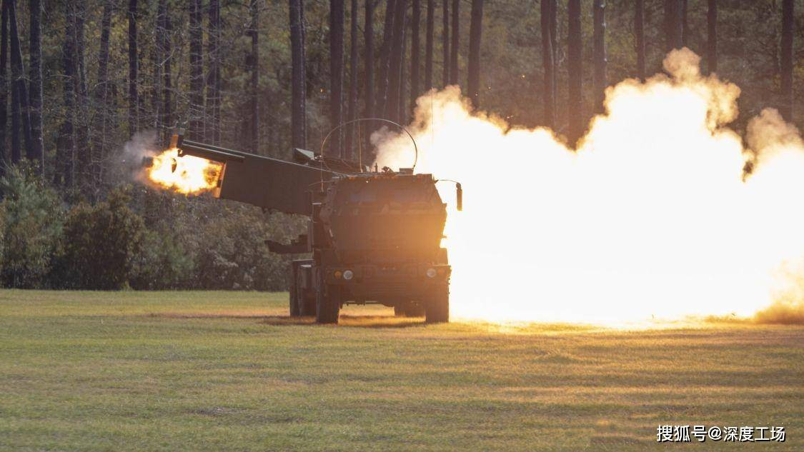 Khi có tọa độ mục tiêu chính xác, họ dùng tên lửa dẫn đường, được phóng từ hệ thống HIMARS M142 và có sử dụng hệ thống định vị vệ tinh GPS để điều chỉnh đường bay của tên lửa.