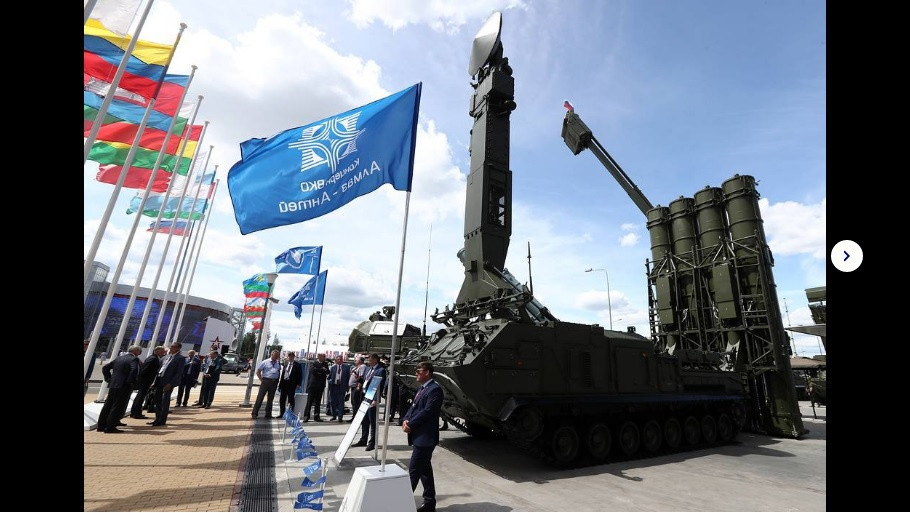 Các thông tin cho biết, tổng doanh số bán vũ khí của 9 công ty Nga nằm trong top 100 thế giới đã giảm từ 28,2 tỷ USD vào năm 2019 xuống còn 26,4 tỷ USD vào năm 2020 (giảm 6,5%). Nguồn ảnh: Foxt.