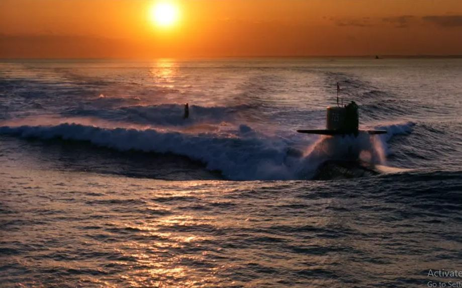 USS Helena là tàu ngầm chạy bằng năng lượng hạt nhân lớp Los Angeles, được đưa vào sử dụng từ cuối những năm 1980 và là xương sống lực lượng tàu ngầm Hải quân Mỹ. Tàu ngầm có thể được trang bị ngư lôi, tên lửa hành trình tấn công mặt đất Tomahawk và tên lửa chống hạm Harpoon.