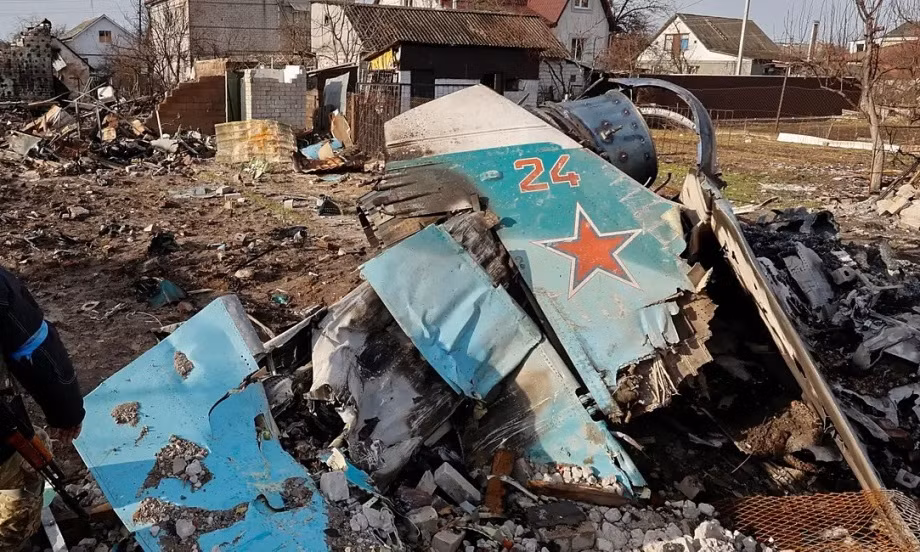 Trong giai đoạn này, nhiều chiếc Su-34 bị bắn rơi, phi công nhảy dù bị bắt sống, khiến RuAF bị rơi vào khủng hoảng, thậm chí có lúc không thể xuất kích. Lúc này, nhiều người đã hoài nghi về sức mạnh của Không quân Nga, cũng như tính năng của loại chiến đấu cơ này.