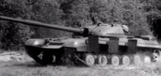 Do Dự án 432 áp dụng quá nhiều công nghệ tiên tiến vào thời điểm đó, đặc biệt là độ tin cậy kém của động cơ hai thì và hộp số tự động kiểu mới, nên quá trình thử nghiệm, sản xuất thử xe tăng T-64 kéo dài vài năm và phải mãi đến năm 1967, T-64 mới chính thức đưa vào sản xuất loạt. 