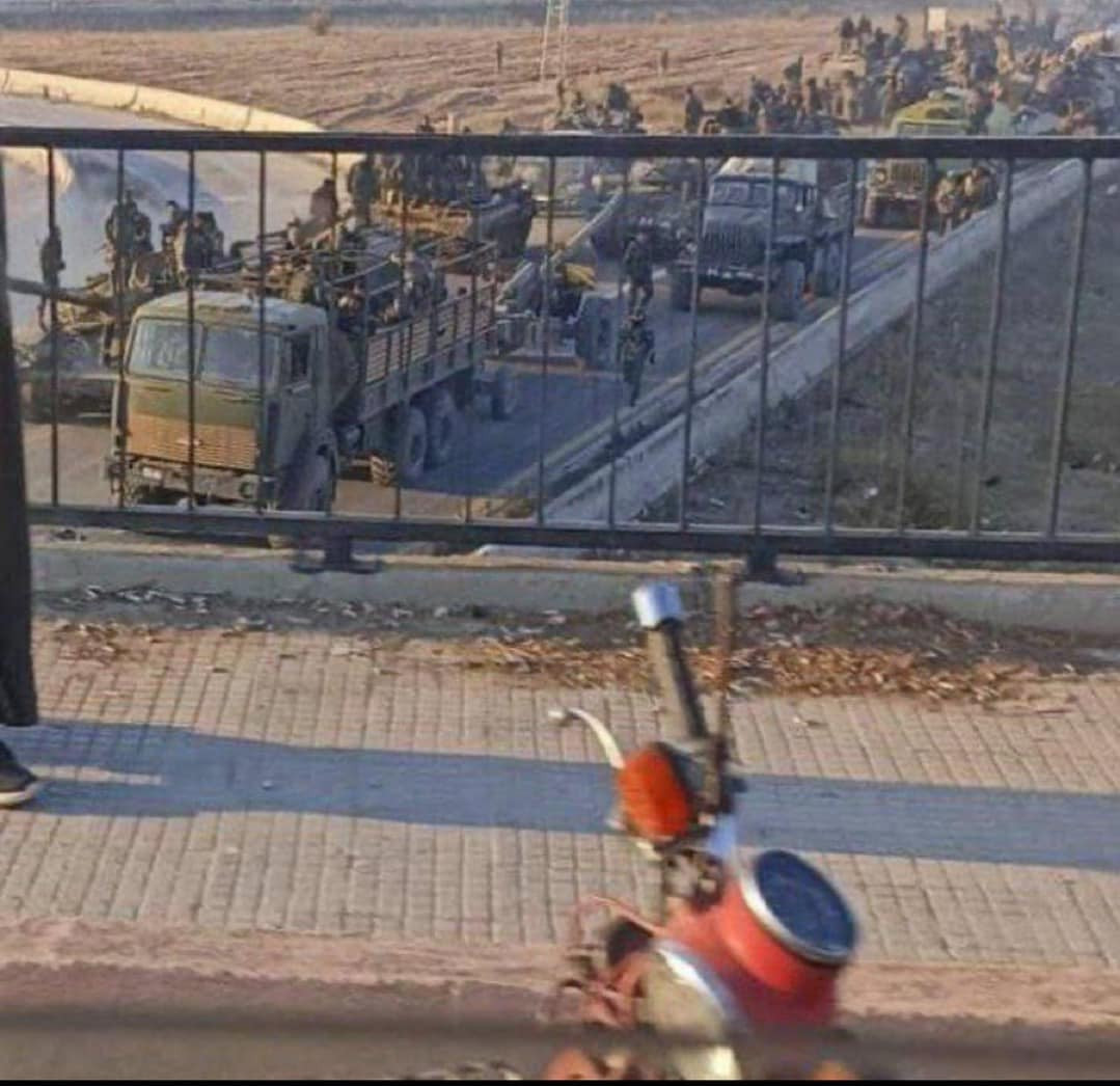 Theo kênh quân sự Rybar, việc chỉ dựa vào Quân đội Syria là một sự thất bại, đồng thời cho rằng Quân đội Syria sẽ tiếp tục thất bại, trừ khi được lực lượng không quân và các chuyên gia Nga hỗ trợ đúng cách.