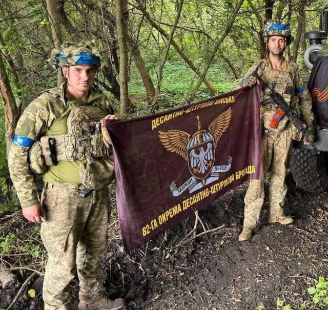 Trong các đơn vị nêu trên đều là những đơn vị “quen thuộc”, đặc biệt là Lữ đoàn bộ binh cơ giới 93, một đơn vị kỳ cựu của Quân đội Ukraine. Các lữ đoàn trên đều đã tham gia “Cuộc phản công mùa hè” ở Zaporozhye năm ngoái và chiến đấu với quân chính quy Nga trong vài tháng.