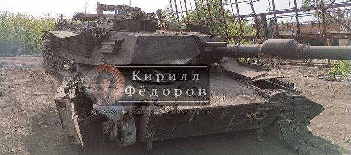 Mặt khác, lính Ukraine không quen sử dụng với loại xe tăng chiến đấu chủ lực do Mỹ sản xuất và Quân đội Ukraine thiếu sự hỗ trợ từ trên không, một yếu tố quan trọng trong chiến tranh hiện đại. Do vậy họ không thể phát huy 100% khả năng chiến đấu của nó; đồng thời hiệu suất chiến đấu và vai trò tổng thể sẽ bị tổn hại hơn nữa. 