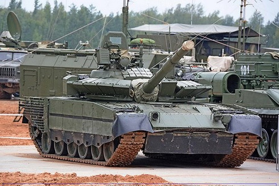 T-80BVM là phiên bản hiện đại hóa của xe tăng chiến đấu chủ lực T-80 do Liên Xô phát triển và hiện đang được phục vụ trong Quân đội Nga. Mục tiêu chính của việc nâng cấp T-80BVM là nâng cao khả năng chiến đấu của xe và kéo dài tuổi thọ hoạt động của nó.