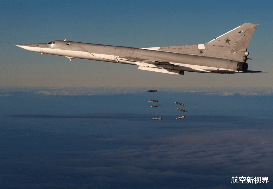 Tổng tư lệnh Lực lượng vũ trang Ukraine đã trả lời thông điệp bằng cách nói rằng, Mariupol vẫn nằm dưới sự kiểm soát của Quân đội Ukraine; Bộ chỉ huy cũng duy trì liên lạc ổn định với quân phòng thủ địa phương. Và các hoạt động quân sự của quân đội, không nên trở thành một chủ đề công khai.