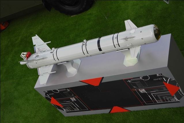 Tên lửa chiến thuật đa nhiệm Kh-BPLA là biến thể của họ tên lửa chống tăng có điều khiển 9M133FM-2/3 phóng từ trên không. Tầm bắn của tên lửa dòng Kh-BPLA ở các biến thể đầu là 8 và 10 km. Trong điều kiện khí tượng thuận lợi, bán kính tác chiến của các tên lửa này phóng từ giá treo của UAV Orion đạt 8-10 km. 