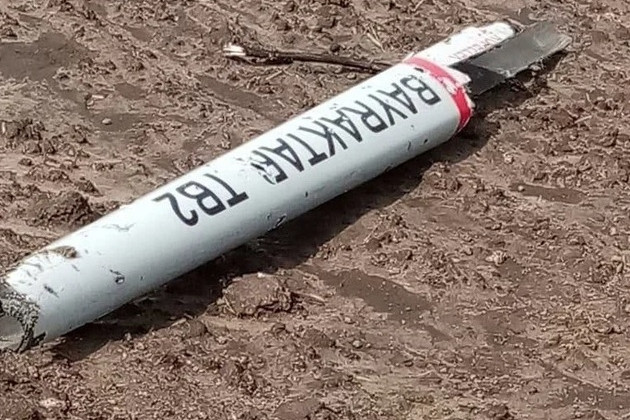 Quân đội Nga thu hai khẩu pháo tự hành bánh hơi Caesar của Pháp - Hình 3 Quan doi Nga thu hai khau phao tu hanh banh hoi Caesar cua Phap-Hinh-3