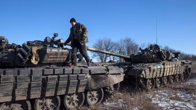 Konrad Muzika, một nhà phân tích quốc phòng của Rochan Consulting, nói với phóng viên The New York Times: “Nếu quân Nga chiếm được Dnipropetrovsk, thì quân Ukraine ở phía đông, nếu không được rút lui kịp thời, họ có thể bị bao vây và quét sạch rất nhanh”. 