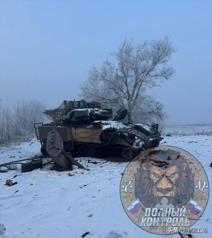 Khi Mỹ không hỗ trợ về thông tin tình báo và hậu cần, những cỗ máy bọc thép khổng lồ này giống như một đống vỏ sắt vô dụng, yếu đến mức khó có thể hoàn thành ngay cả những nhiệm vụ chiến đấu cơ bản nhất. Hỏa lực pháo binh bắt đầu giảm dần và AFU buộc phải tiết kiệm từng viên đạn pháo quý giá. 