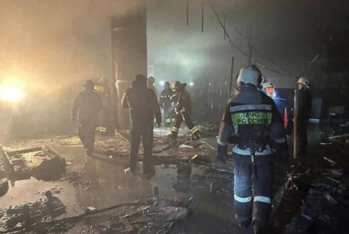 Hiện tại, có vẻ như các quan chức cấp cao Ukraine có phần đang tỏ ra “bi quan” với tình hình. Từ các vấn đề đã nêu ở trên, có lẽ diễn biến chiến trường Ukraine đang theo chiều hướng “không ổn” cho Kiev. (Nguồn ảnh: TASS, Topwar, CNN, Bild, Ukrinform).