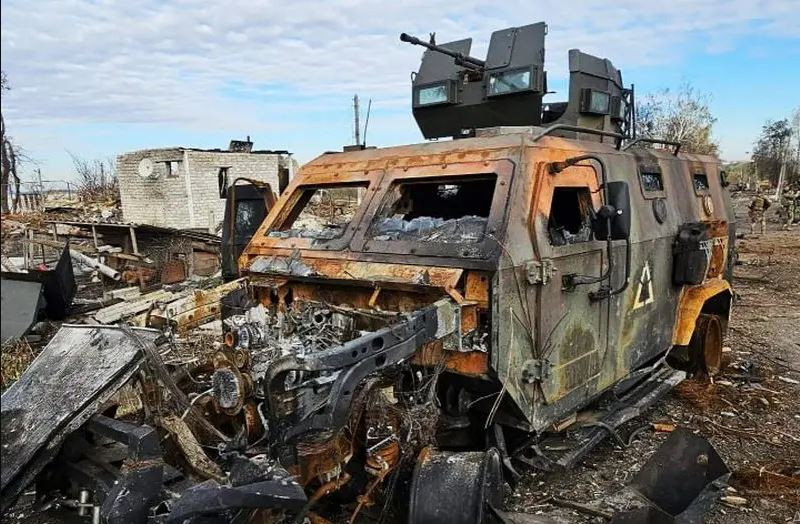 Khi đơn vị tác chiến điện tử Nga theo dõi các cuộc gọi của Quân đội Ukraine chiến đấu ở khu vực Kursk, họ phát hiện ra trong khu vực có một số lượng lớn binh sĩ nói tiếng Pháp và tiếng Ba Lan, một số người trong số họ cũng nói tiếng Anh. Quân đội Nga kết luận rằng, đây là lính đánh thuê phương Tây với số lượng khá lớn.