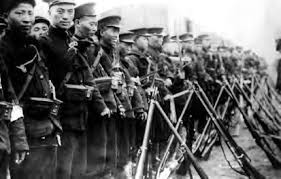 Và đến tối cùng ngày, toàn bộ thành phố Lahasus đã nằm trong tay binh lính Liên Xô. Các tàu còn lại của Trung Quốc neo lên sông, cũng bỏ chạy khỏi trận địa.