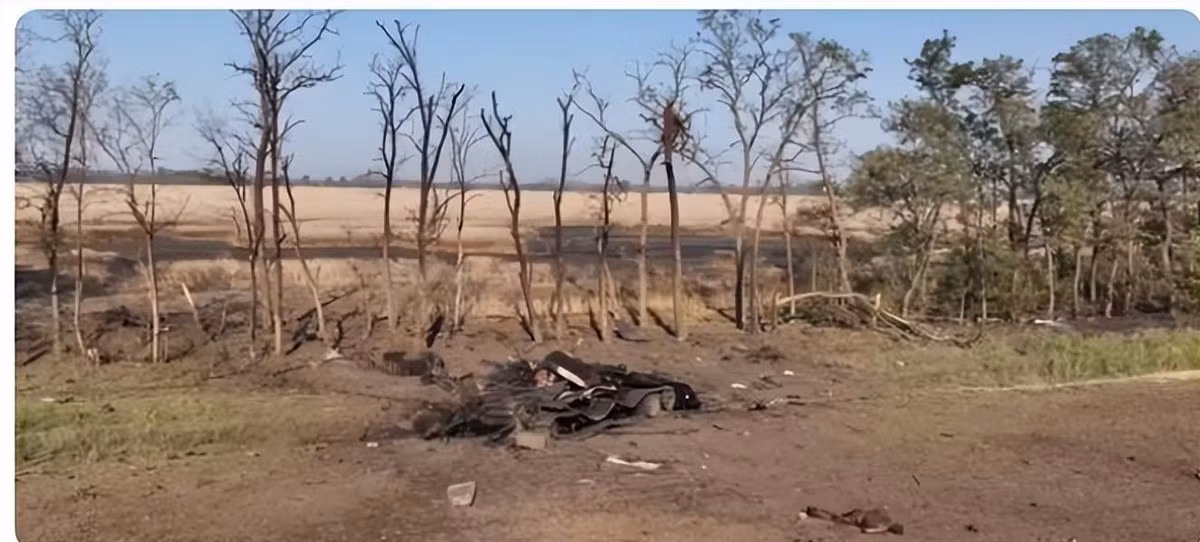 Thông tin của người lính Ukraine này, được bạn gái đưa ra trên kênh "Tiêu điểm Odessa". Cô viết: “Người thân yêu của tôi đã bị quân Nga tấn công mà không có xe tăng và pháo yểm trợ; họ được cho một ngày nghỉ ngơi, để sau đó tiếp tục bước vào trận chiến”.