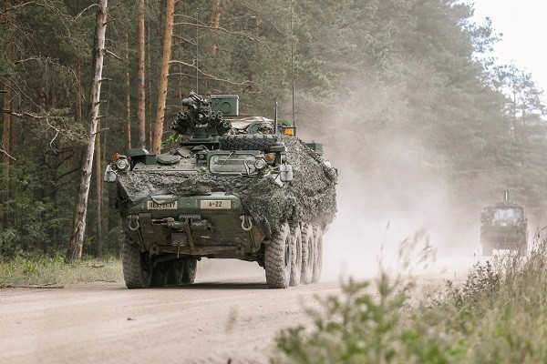 Trung sĩ Roush cho rằng, sự thay đổi này sẽ củng cố tính đồng nhất của các tiêu chuẩn chiến đấu và kỳ vọng về hiệu suất chiến đấu đối với mỗi người lính xe tăng.