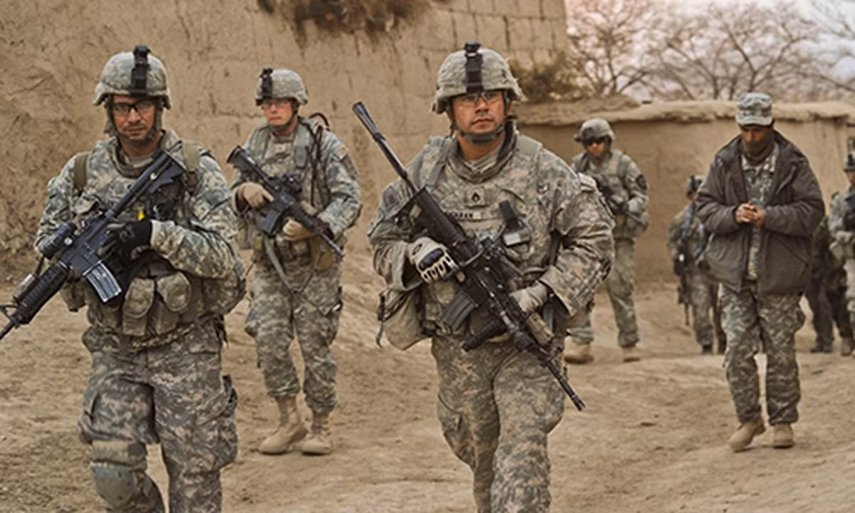 Trung sĩ Ryan Roush cho biết, đơn vị anh ta đang chuyển sang các phương pháp huấn luyện tiêu chuẩn hóa, để đảm bảo tính thống nhất cho tất cả binh sĩ, bất kể nguồn gốc.