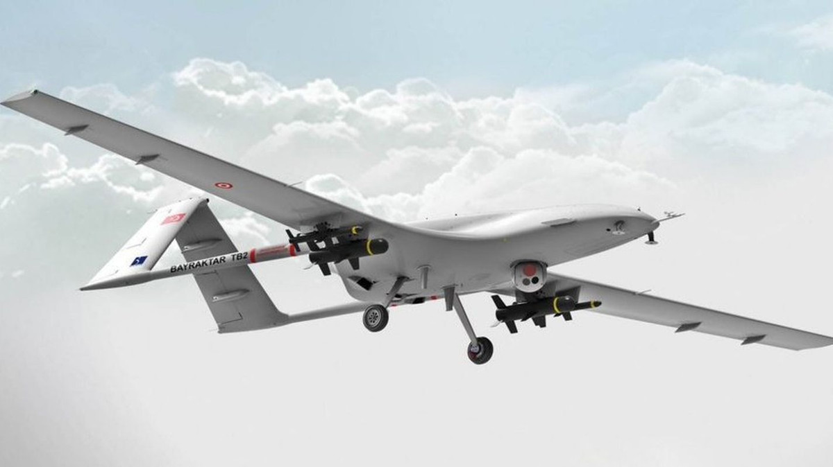 Trước bối cảnh Quân đội Ukraine đang chuẩn bị tấn công Donbass trong thời gian tới và UAV TB2 là mối nguy hiểm lớn nhất cho phía ly khai; phía Nga đã chủ trương chuyển giao vũ khí phòng thủ cho phe ly khai, tương đương như của Anh, Mỹ chuyển cho Quân đội Ukraine.