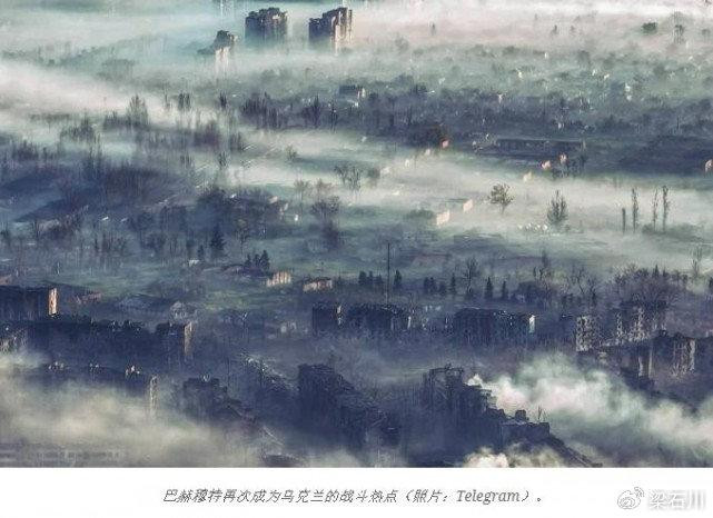 Vào ngày 12/12, tờ Newsweek của Mỹ viết về tuyên bố gần đây của Tư lệnh Lục quân Ukraine Syrsky trên mạng xã hội rằng, "Quân đội Nga đang tiến hành các cuộc tấn công trên toàn bộ tiền tuyến", điều này càng làm gia tăng suy đoán bên ngoài rằng, Quân đội Ukraine có thể phải rút lui như hồi tháng 2 năm ngoái.