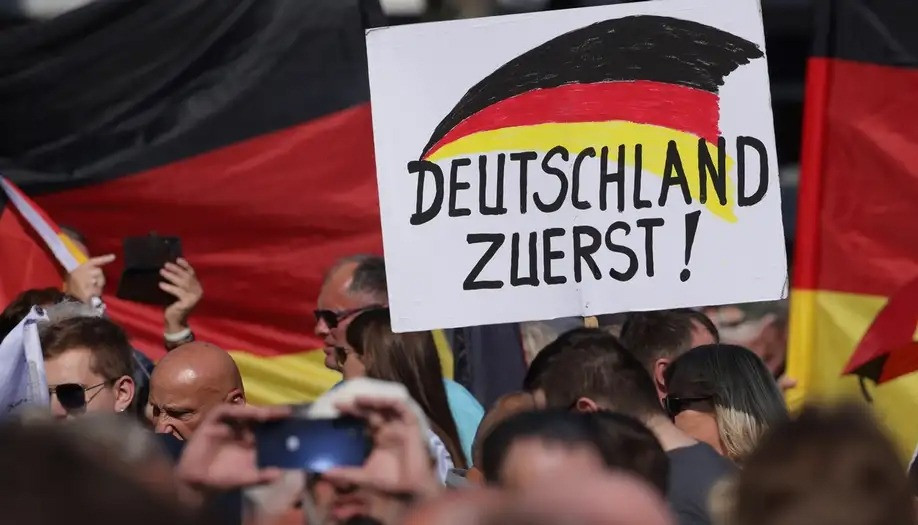 Thực tế là đảng cực hữu “Sự thay thế cho nước Đức” đã giành được nhiều phiếu bầu của cử tri Đức, chính là nhờ vào lập trường "thân Nga". Điều này cũng cho thấy, đa số người Đức mong muốn có một lệnh ngừng bắn giữa Nga và Ukraine và việc tái nhập nguồn năng lượng giá rẻ từ Nga.