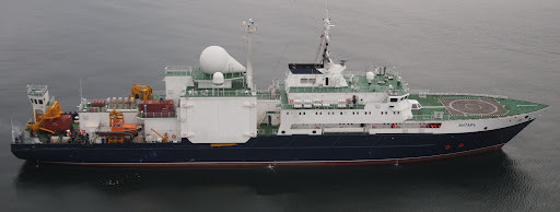 Các tàu do thám này được trang bị các tàu ngầm lặn sâu; tàu Yantal thường hoạt động gần bờ biển các nước phương Tây, đồng thời cũng thường xuyên xuất hiện ở Đại Tây Dương, Địa Trung Hải và Vịnh Ba Tư. Năm 2016, hai máy bay trên tàu sân bay Kuznetsov đã bị rơi ở Địa Trung Hải, và tàu Yantal đã tham gia trục vớt xác máy bay. Nguồn ảnh: Pinterest.