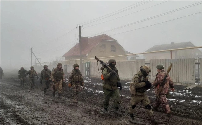 Cũng theo tướng Konashenkov, hiện dân quân DPR đã làm chủ thành phố Volnovakha. Các khu dân cư Olginka, Velika-Anadol và Zeleny Gai cũng nằm trong tay DPR. Ngoài ra quân đội Nga đã tiến đến phòng tuyến Petrovskoye-Evgenovka-Oktyabrskaya. Chiều sâu cuộc tiến công là 17 km, giúp dân quân thuận lợi đánh chiếm Mariupol. 