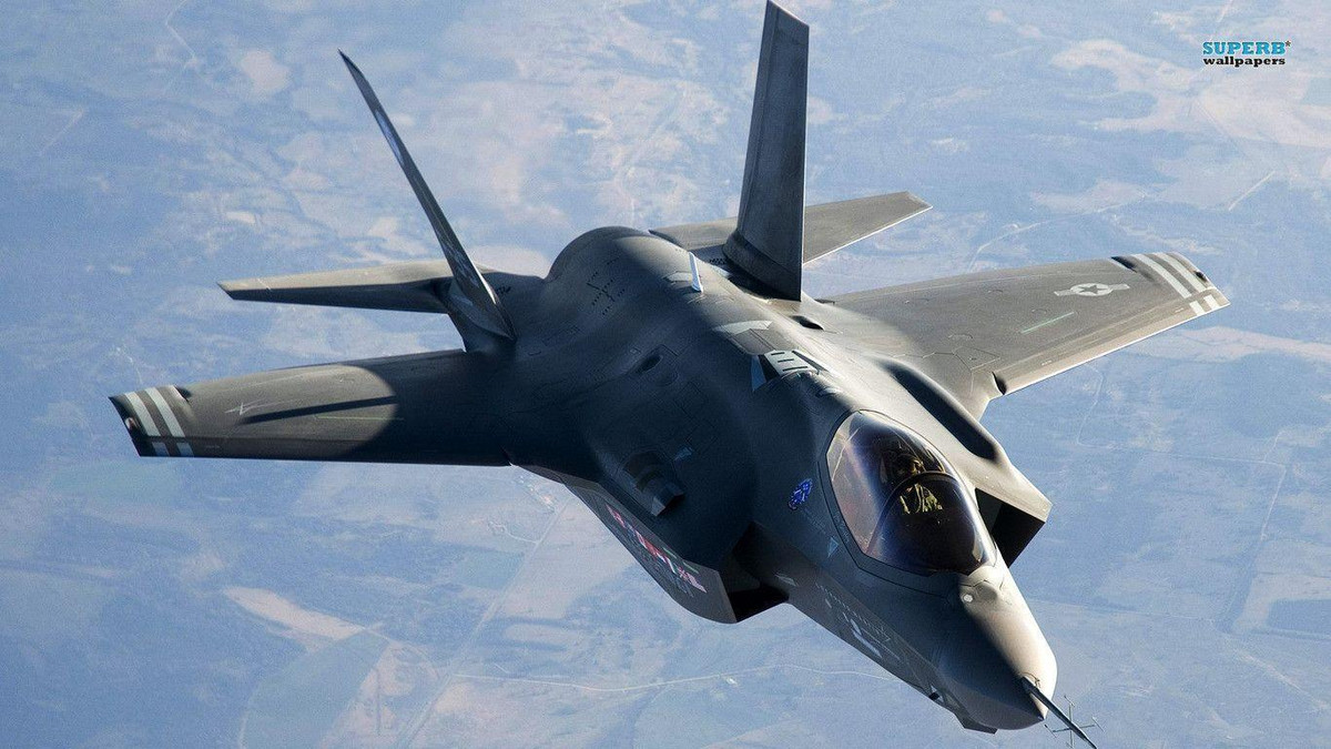Đây không phải là chuyện đùa; vào năm 2021, không chỉ Phần Lan mua F-35 mà Thụy Sĩ cũng đã quyết định vào giữa năm ngoái rằng, họ sẽ mua 36 chiếc F-35. Xác suất nhận được đơn đặt hàng F-35 là trong Không quân Canada cũng rất cao; bất chấp sự cạnh tranh khốc liệt từ đối thủ Boeing.
