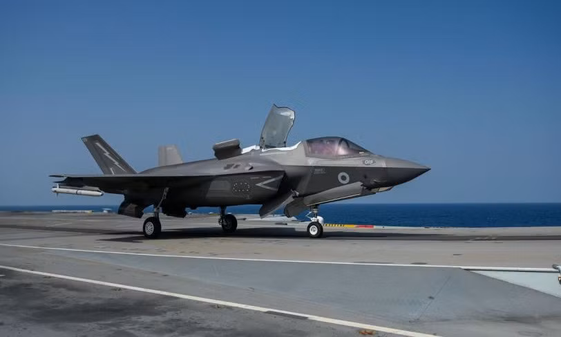 Nhưng các quốc gia như Australia và Italy ngay từ đầu đã biết rằng, F-35 mà họ mua có thể làm được nhiều điều, mà các máy bay chiến đấu trước đó không làm được. Khả năng này giúp nâng cao năng lực tác chiến không quân.