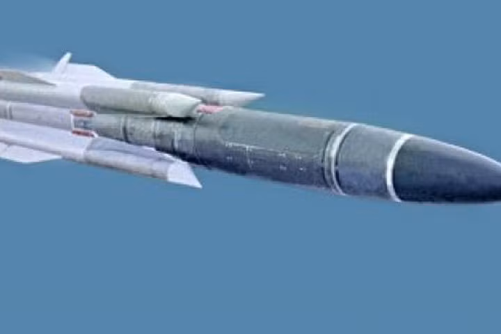 Ngay sau khi máy bay chiến đấu của Nga phóng tên lửa, các trắc thủ tên lửa Ukraine cũng đã cố gắng vô hiệu hóa tên lửa hành trình chống radar Kh-31P, nhưng không thành công.