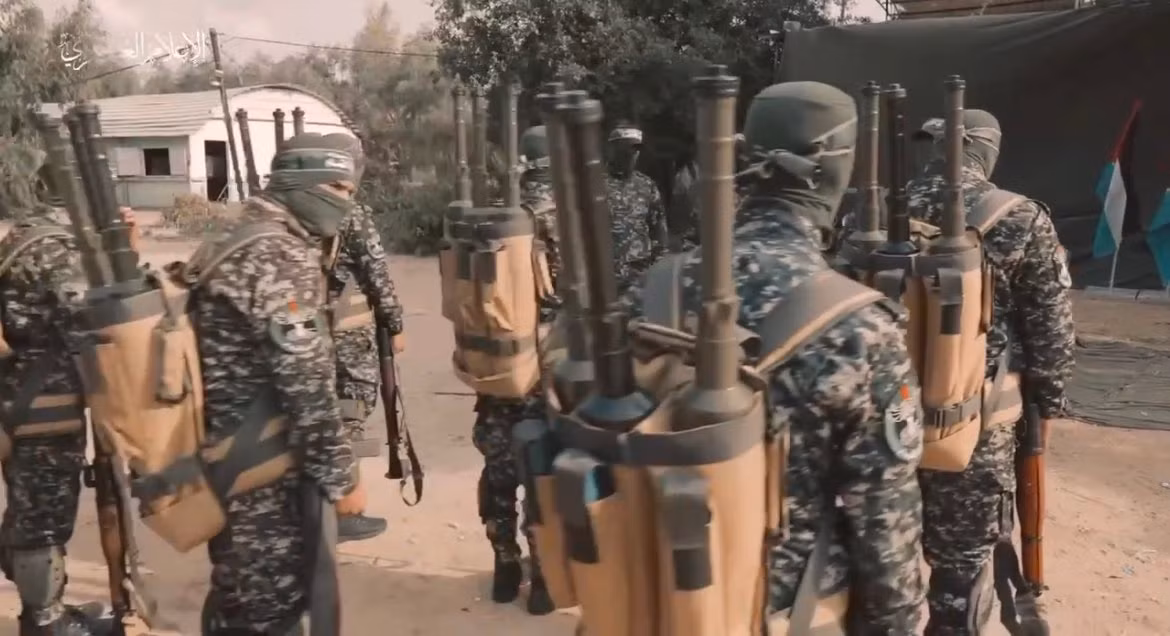 Ngoài việc trở thành vũ khí chống tăng tiêu chuẩn của lực lượng al-Qassam và các nhóm vũ trang khác của Hamas ở Gaza, súng phóng lựu Yassin hiện cũng được các chiến binh có liên kết với các tổ chức Palestine khác như Fatah và PFLP (Mặt trận Nhân dân Giải phóng Palestine) sử dụng.