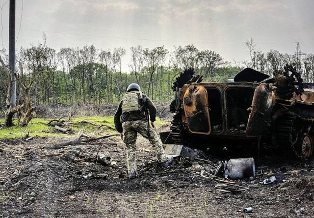 Cách công nghệ 4.0 thay đổi cuộc xung đột Nga - Ukraine - Hình 5 Cach cong nghe 4.0 thay doi cuoc xung dot Nga - Ukraine-Hinh-5