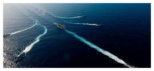 Việc NATO tuyên bố, 5 nhóm tấn công tàu sân bay đã được triển khai ở biển Bắc Âu và Địa Trung Hải; cùng máy bay chiến đấu F-15, F-16, Rafale, Typhoon và hàng trăm máy bay chiến đấu thế hệ thứ năm F-35, rõ ràng được chuẩn bị kỹ lưỡng cho việc bắt đầu chiến tranh.