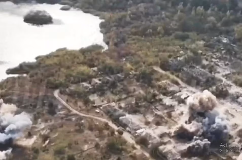 Tại khu vực trên, quân Ukraine bố trí cả các trận địa súng cối 82 mm và điểm phóng UAV FPV. Nhưng về cơ bản, tiểu khu Novoseverny cũng khó có thể kiềm chế khả năng các nhóm tấn công Nga.