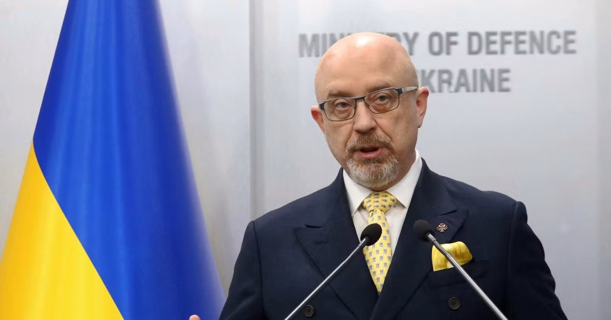 Bộ trưởng Quốc phòng Ukraine Reznikov ngày 28/8 cho biết, vào cuối tháng này hoặc đầu tháng 9, khoảng 50 doanh nghiệp quân sự quan trọng sẽ tham gia thị trường vũ khí Ukraine và sẽ ký một số thỏa thuận hợp tác với phía Ukraine.