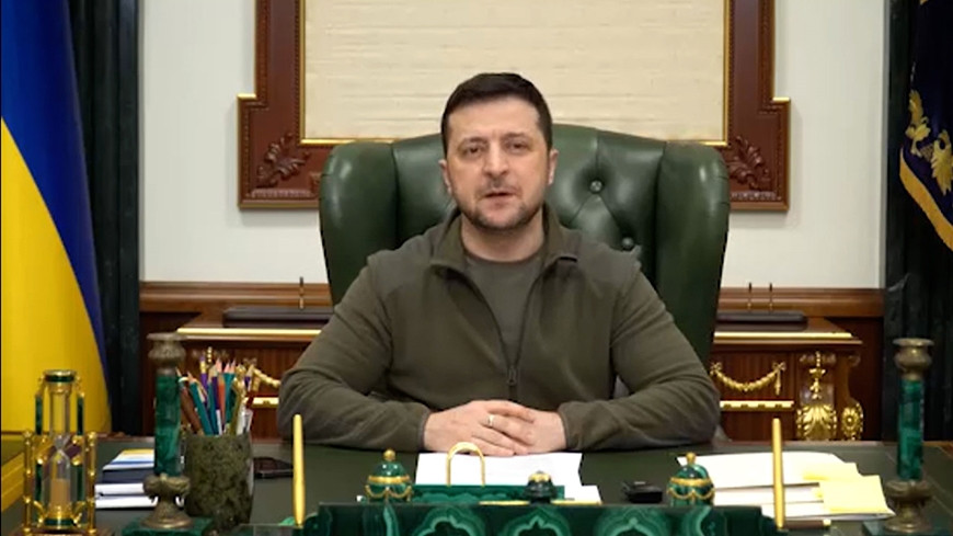 Tổng thống Zelensky cũng nói rằng, các cuộc đàm phán về sự trung lập của Ukraine, Crimea và Donbass không phải là không thể.