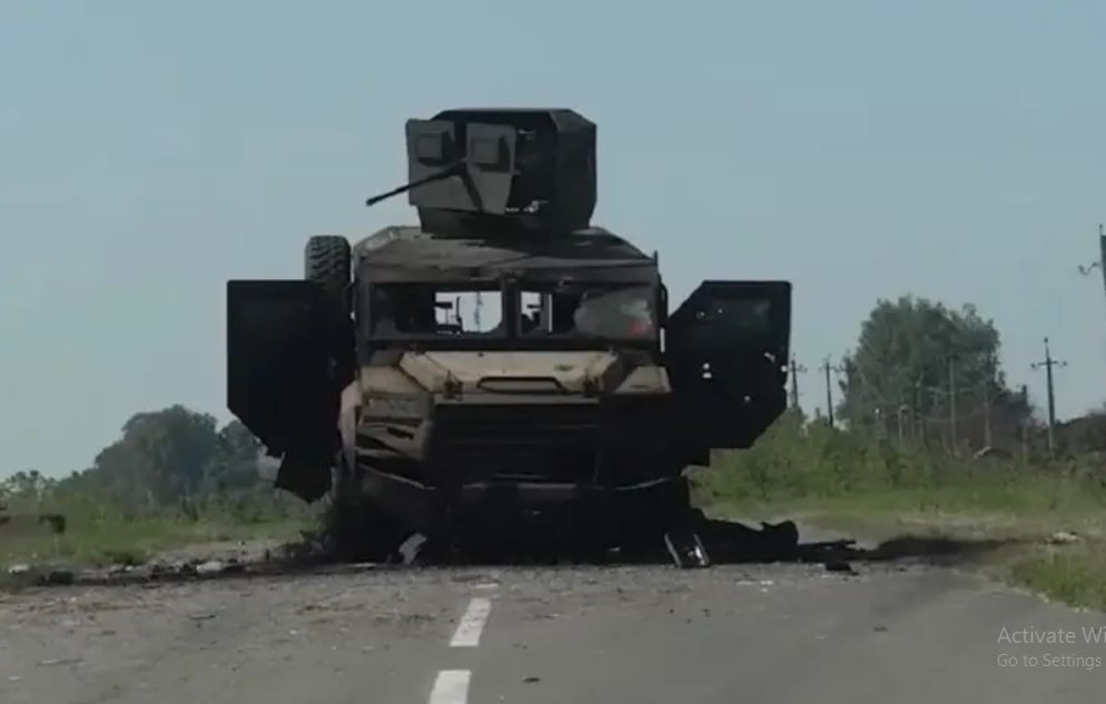 Ngược lại, Quân đội Nga cũng tiếp tục huy động quân và vũ khí hạng nặng để củng cố biên giới và bước đầu đã ổn định được thế trận. Trong hai ngày qua, cuộc tấn công của Quân đội Ukraine gần như không có đột phá.