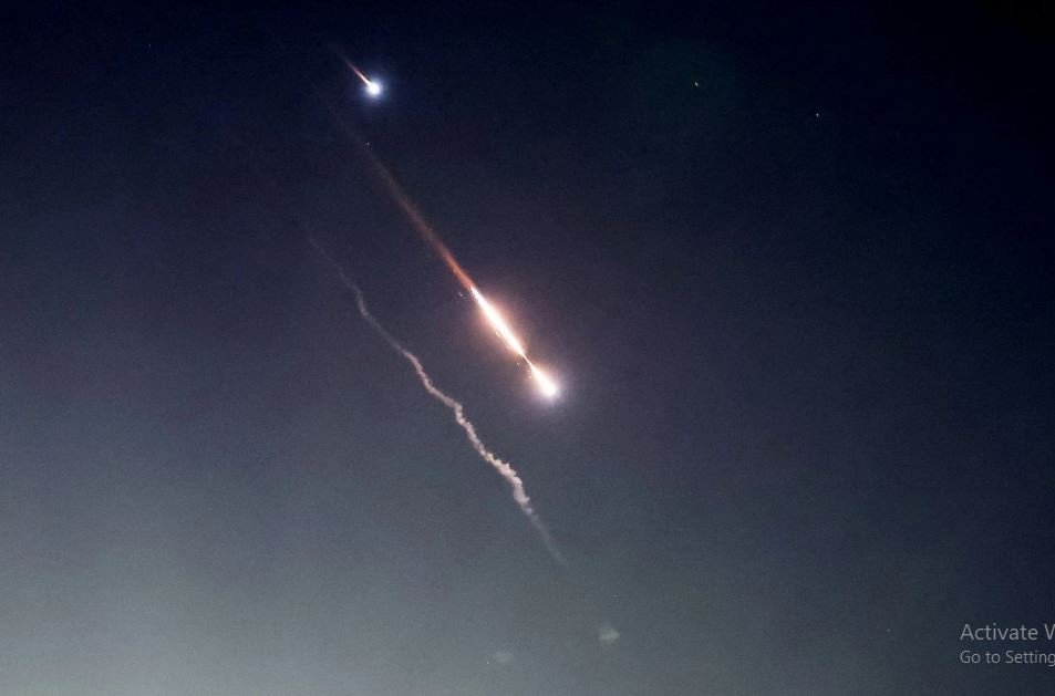 Đây thực chất là một hành động nhằm nói với Israel rằng, Iran không gây ra tổn thất nào cho Israel và đó là hành động cố ý; nhưng đồng thời cho thấy, Iran không muốn rơi vào vòng xoáy trả đũa với Israel, nhưng Iran thực sự có thể tấn công Israel. Phần này thực chất là một lời cảnh báo đối với Israel, yêu cầu nước này không tiếp tục khiêu khích. 