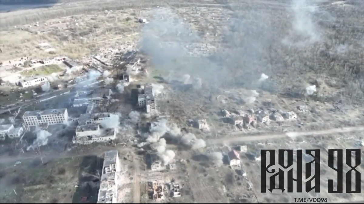 Theo đánh giá của một số chuyên gia, việc quân Nga chiếm được làng Bogdanovka sẽ giúp họ tăng áp lực lên hệ thống phòng thủ của Ukraine tại Chasov Yar và mở rộng sườn tấn công hướng đông bắc. Tuy nhiên, Quân đội Ukraine cũng đang gấp rút bố trí lại thế trận phòng ngự tại Chasov Yar. 