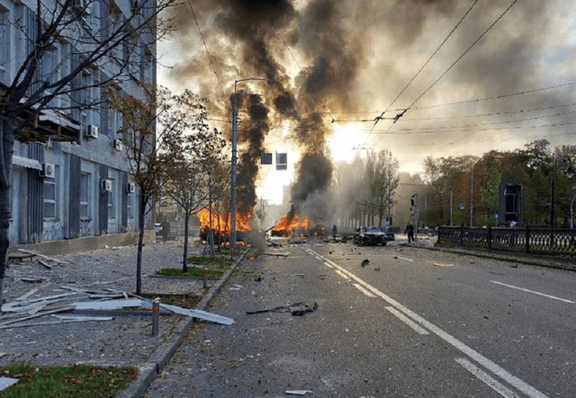 Thủ đô Kiev chìm trong khói bom, Belgorod của Nga cũng chấn động Thu do Kiev chim trong khoi bom, Belgorod cua Nga cung chan dong