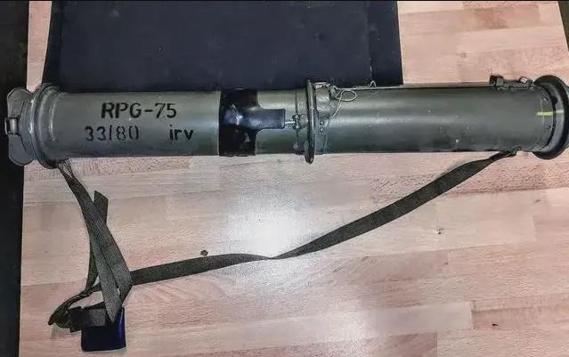 Đặc biệt, sự hỗ trợ này diễn ra vào thời điểm khi Quân đội Ukraine đang thiếu vũ khí hỏa lực nghiêm trọng trên chiến trường. Việc tăng cường vũ khí chống tăng, sẽ giúp Quân đội Ukraine có thể đương đầu chống lại quân Nga, đặc biệt trong bối cảnh Nga sử dụng nhiều xe bọc thép trong cuộc xung đột.