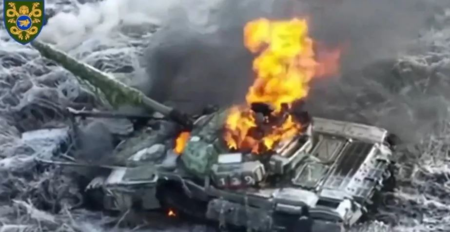 Cũng theo phía Ukraine cho biết, chỉ trong ngày 10/10 (ngày mở màn tổng tấn công), Quân đội Nga thiệt hại 34 xe tăng và hơn 70 xe quân sự. Những chiếc xe bọc thép này là vũ khí đột kích của Quân đội Nga, và việc mất đi nhiều như vậy chắc chắn là một tổn thất lớn.