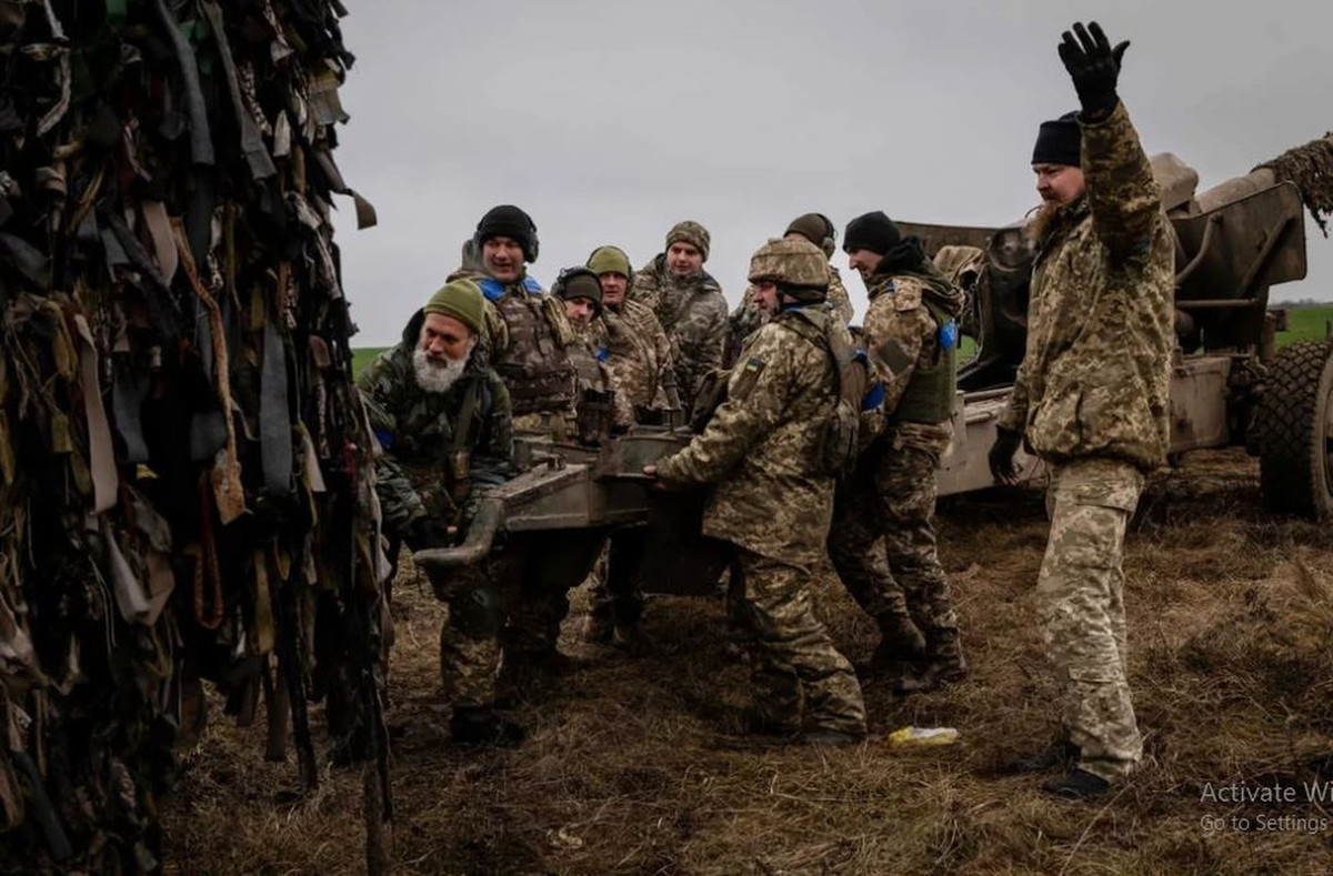 Theo đánh giá, Ukraine không dễ dàng từ bỏ Avdiivka, khi họ tiếp tục triển khai và tập hợp khoảng 15.000 quân để kiên quyết kháng cự trong thành phố. Quân đội Ukraine không chỉ cần quân số đông, mà còn cần cả vũ khí, trang bị hiện đại để đánh bật các cuộc tấn công của Nga.