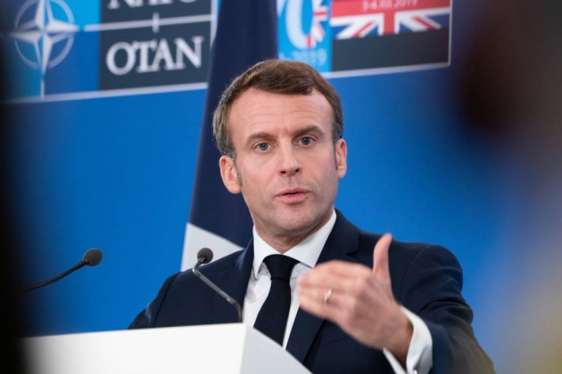 Tiếp sau Anh, Pháp cũng có ý định điều quân đến Donbass. Tổng thống Pháp Emmanuel Macron đã thông báo với Tổng thống Nga Putin về điều này trong cuộc điện đàm, nhấn mạnh rằng Pháp có ý định bảo vệ sự toàn vẹn lãnh thổ của Ukraine.
