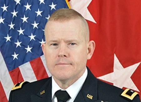 Với tính năng tàng hình cao, Tướng Kendall cho rằng, B-21 có thể triển khai các loại thủy lôi thông minh tiên tiến tới eo biển Đài Loan trong trường hợp xảy ra xung đột, “dưới mũi” của hệ thống phòng không S-400 và các hệ thống phòng không HQ của Trung Quốc.