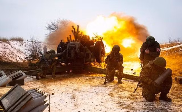 Trên thực tế, Paraskovievka là cửa ngõ vào phần phía bắc của Bakhmut và chính khu vực này của thành phố, được Quân đội Ukraine coi là khu vực dễ bị “tổn thương nhất”, do ở đây thiếu các công trình phòng thủ kiên cố; tạo cơ hội cho quân Nga có thể nhanh chóng đẩy lùi quân Ukraine phòng ngự tại đây.